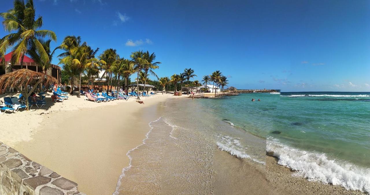 Studio Avec Grande Piscine, Plage Vanille Caraibes Saint-Francois  Exterior foto